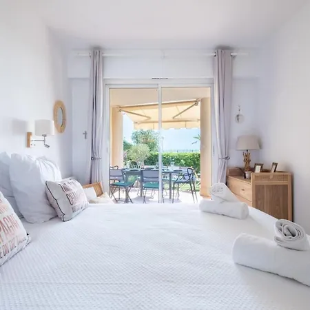 Rare! Exquisite 2-bd Facing The Sea 公寓 *