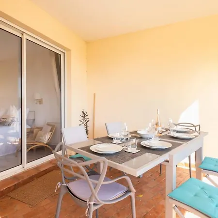 Rare! Exquisite 2-bd Facing The Sea Apartment Cannes