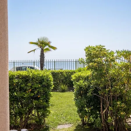 Apartment Rare! Exquisite 2-bd Facing The Sea Cannes